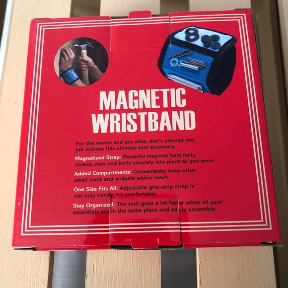 Magnetic Wrist Band π οΈ Perfect for Handyman or Mechanic NTW - Picture 2 of 2